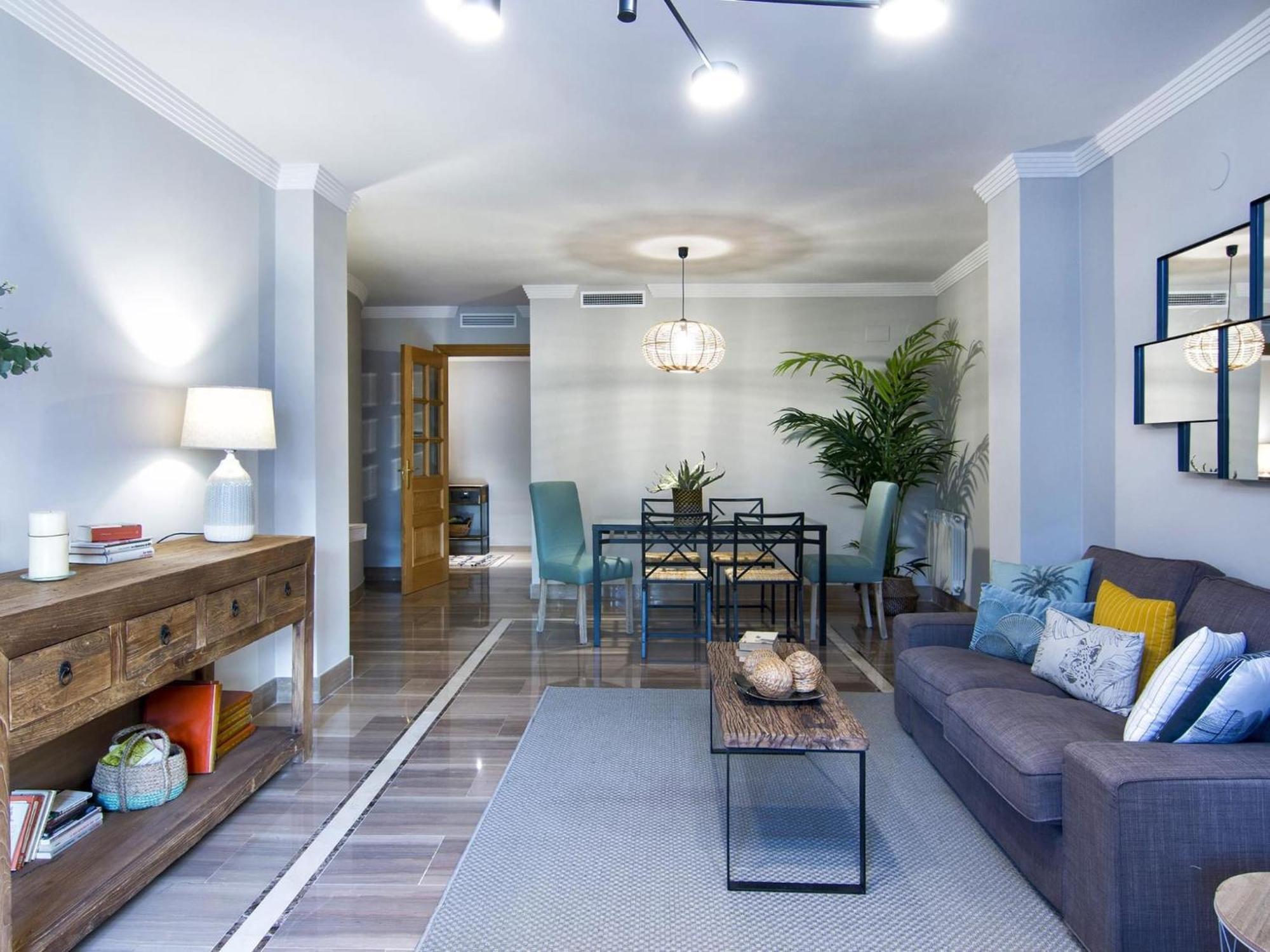Elegant Town Hall Apartment With Views Гранада Екстериор снимка