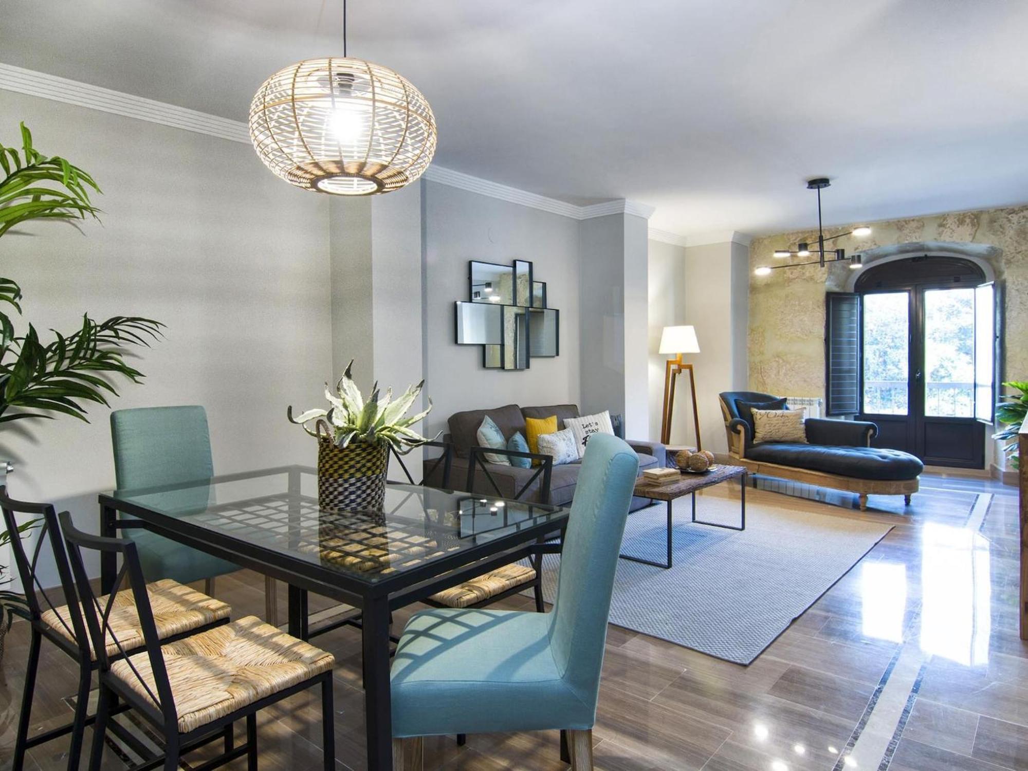 Elegant Town Hall Apartment With Views Гранада Екстериор снимка